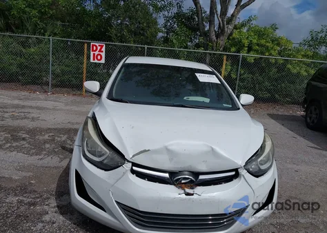 2016 Hyundai Elantra Se из США, поврежденный, VIN 5NPDH4AE9GH758914